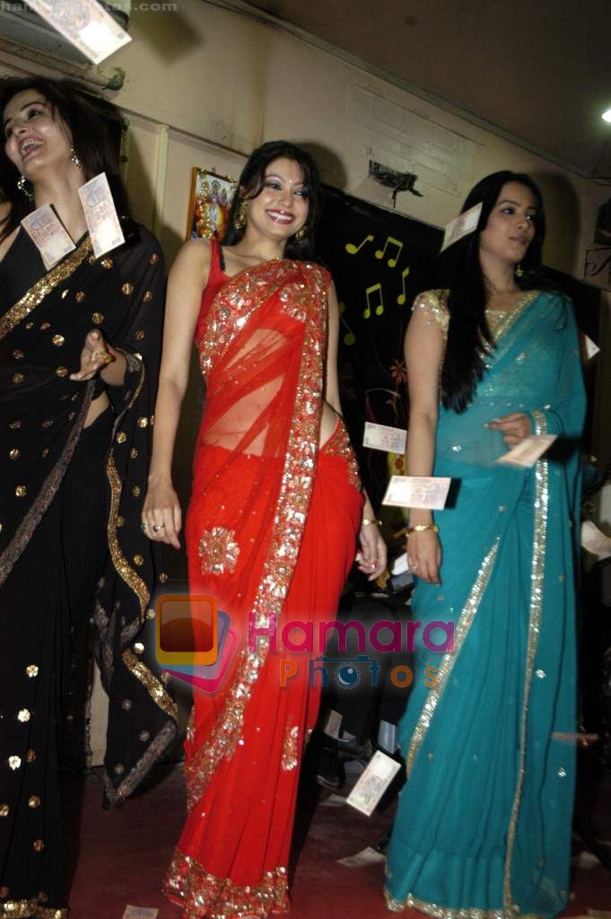 Rukhsar, Anita Hassanandani at Benny Babloo on location in Goregaon on 3rd Sept 2010 