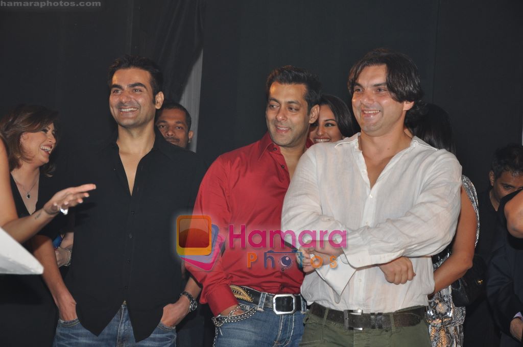 Salman Khan, Arbaaz Khan, Sohail Khan at Fridaymoviez.com website launch in JW Marriott, Juhu, Mumbai on 3rd Sept 2010 