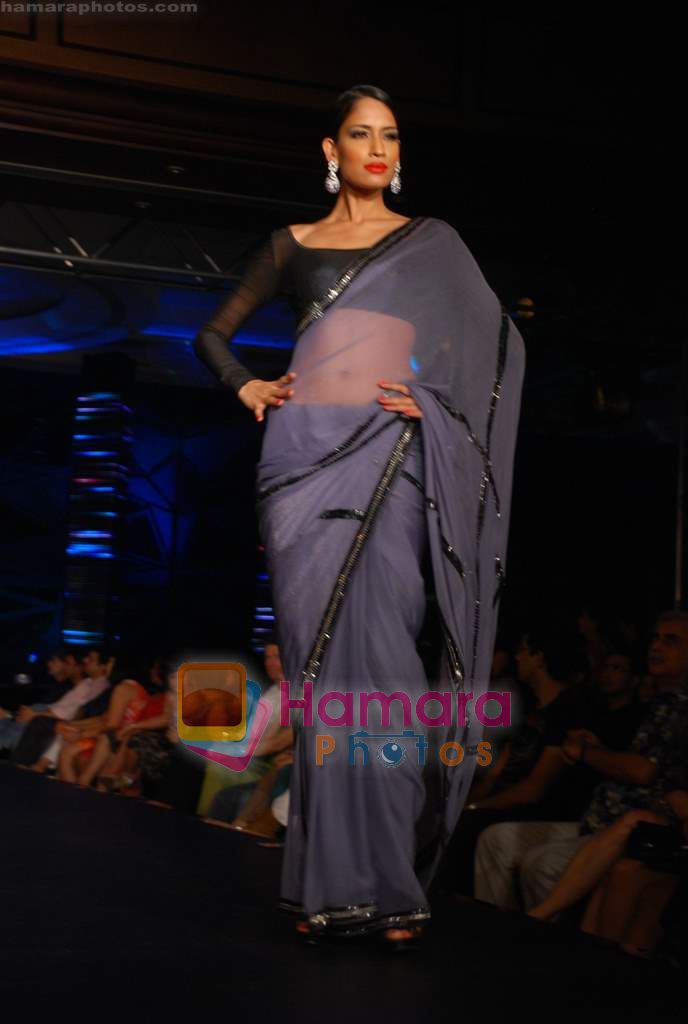 Model walk the ramp for Rahul Gunjan at Day 2 Blenders Tour fashion show on 4th Spt 2010 