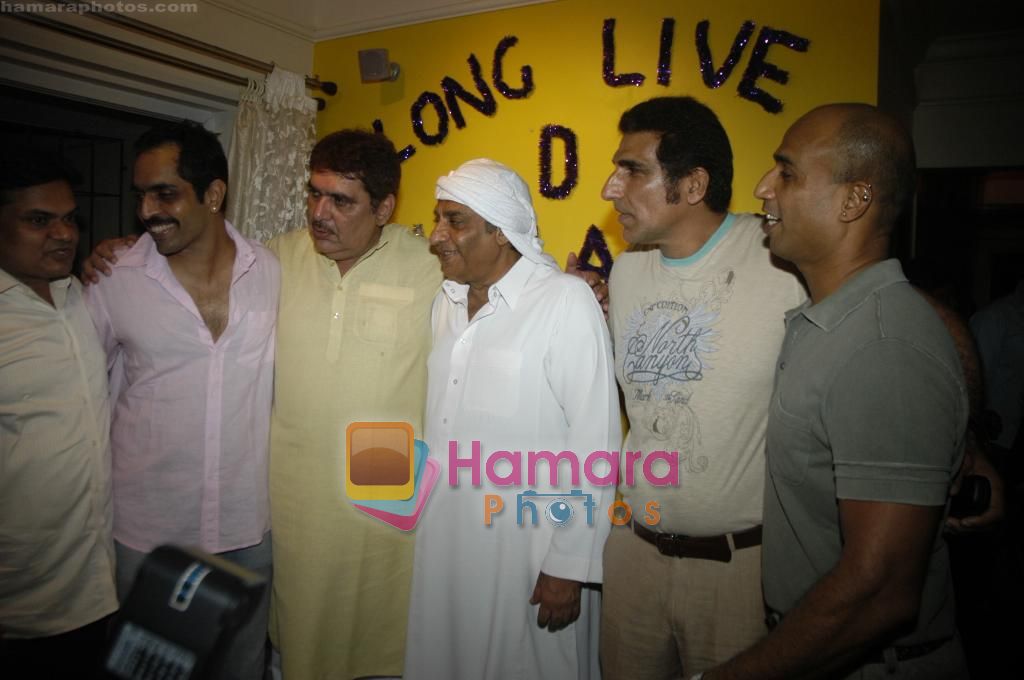Raza Murad, Ranjeet, Mukesh Rishi, Vishwajeet Pradhan at Vishwajeet Pradhan's Long Live d Villains bad boyz party on 12th Sept 2010 