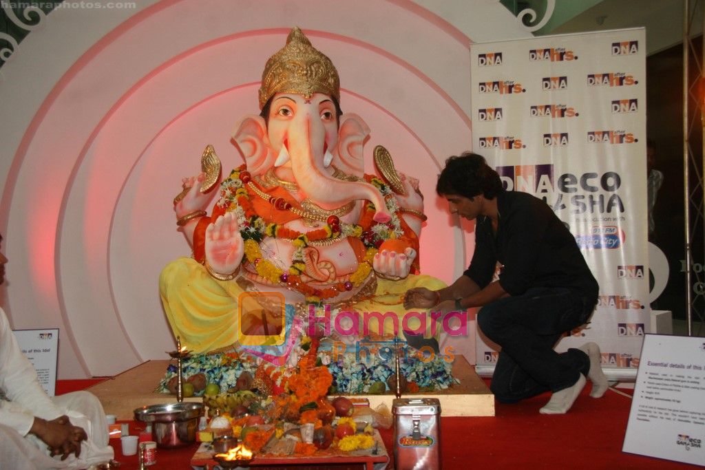 Sonu Sood at Eco-Friendly Ganpati in Oberoi Mall on 13th Sept 2010 