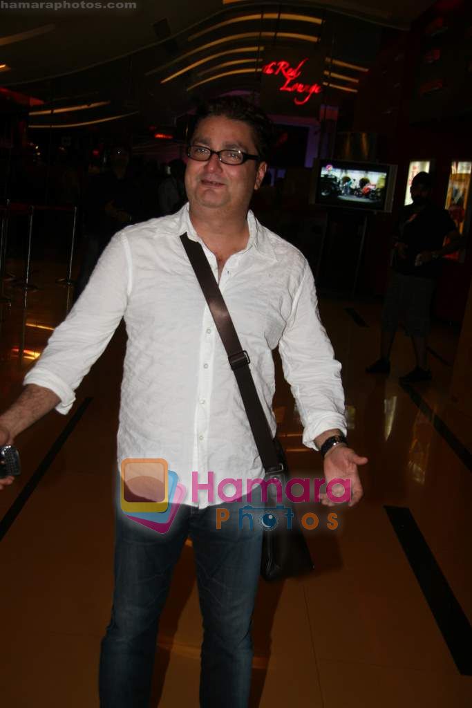 Vinay Pathak at Life Express film premiere in Cinemax on 16th Sept 2010 