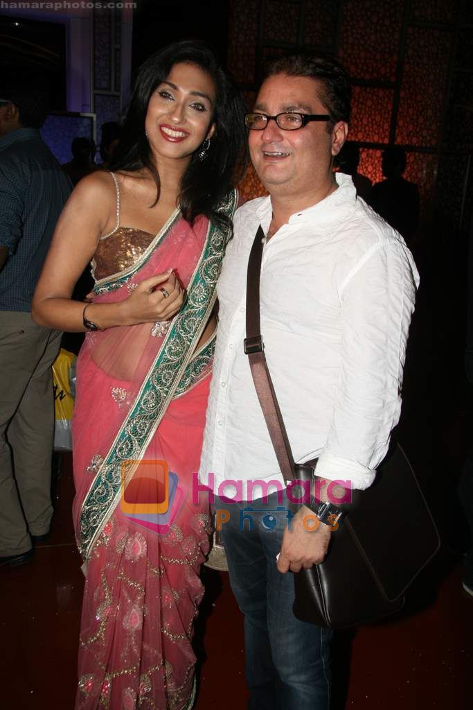 Rituparna Sengupta, Vinay Pathak at Life Express film premiere in Cinemax on 16th Sept 2010 