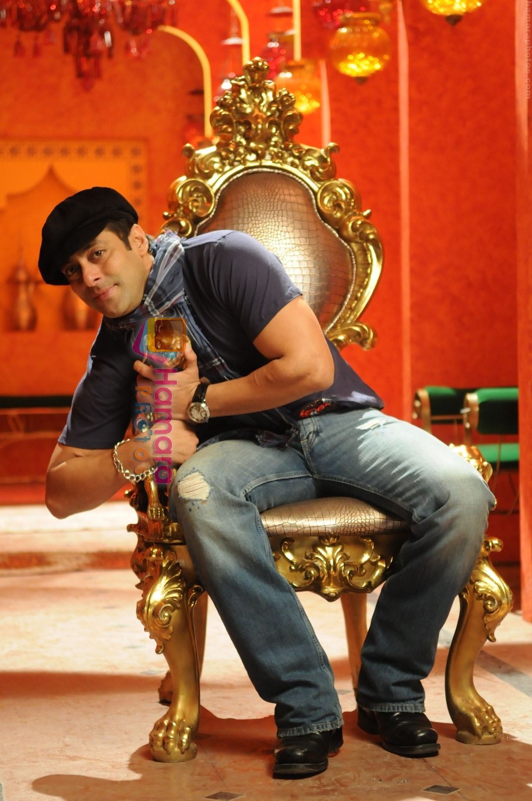 Salman Khan shoot for bigg boss 4 music video for COLORS in Film City, Goregaon on 16th Sept 2010 ~0