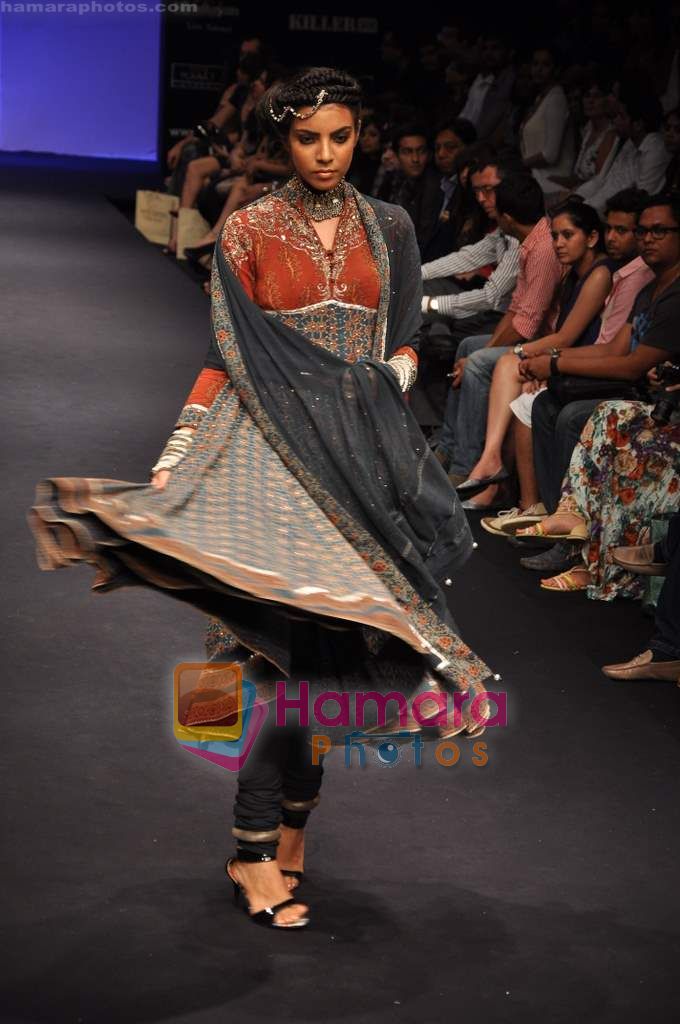 Model walks the ramp for Anita Dongre Show at Lakme Winter fashion week day 1 on 17th Sept 2010 
