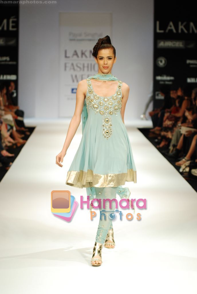 Model walks the ramp for Payal Singhal Show at Lakme Winter fashion week day 4 on 20th Sept 2010 