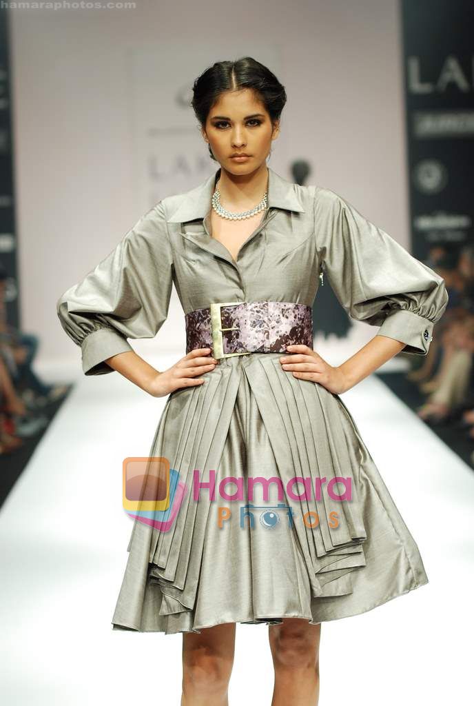 Model walks the ramp for Swapnil Shinde Show at Lakme Winter fashion week day 4 on 20th Sept 2010 