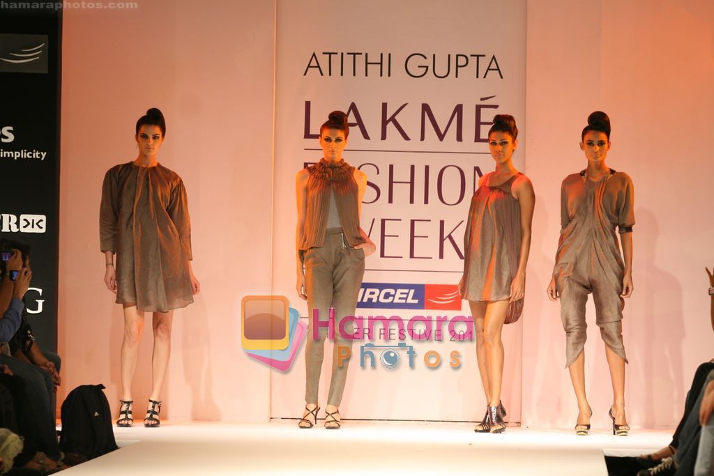 Model walks the ramp for Atithi Gupta Show at Lakme Winter fashion week day 5 on 21st Sept 2010 