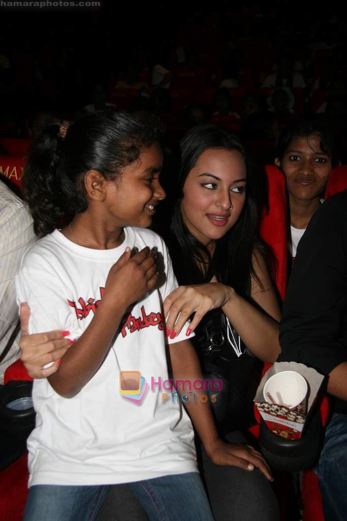 Sonakshi Sinha at Dabangg special charity screening in Cinemax on 21st Sept 2010 