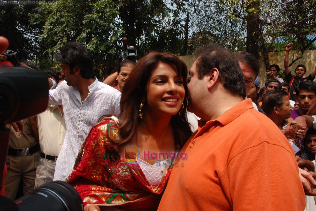 Priyanka Chopra at RK ganesha visarjan in RK Studio, Chembur, Mumbai on 22nd Sept 2010 