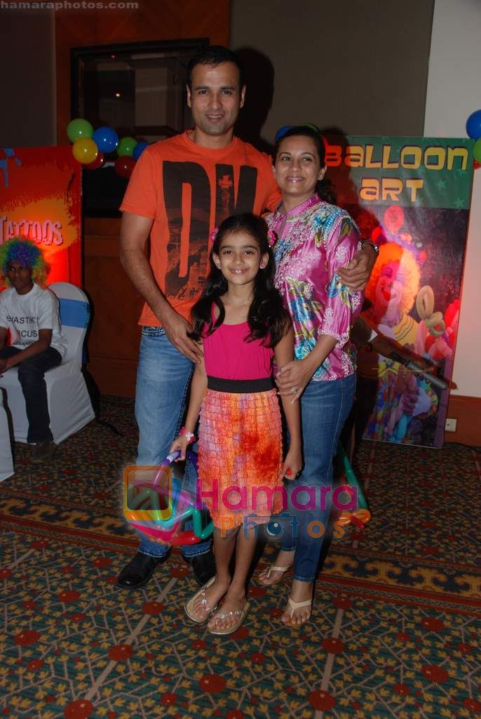 Rohit Roy at Bappi Lahiri's grand son  Swastik's bday in J W Marriott on 23rd Sept 2010 
