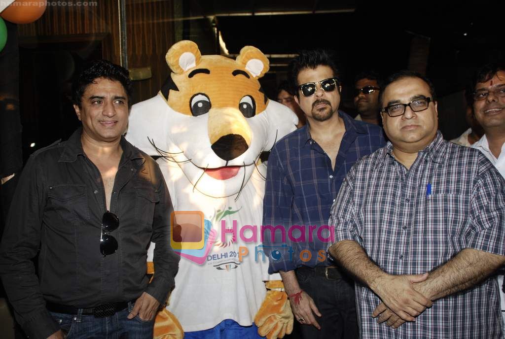 Anil Kapoor, Anand Raj Anand at Common Wealth Games song launch produced by Anand Raj Anand in Vie Lounge on 29th Sept 2010 