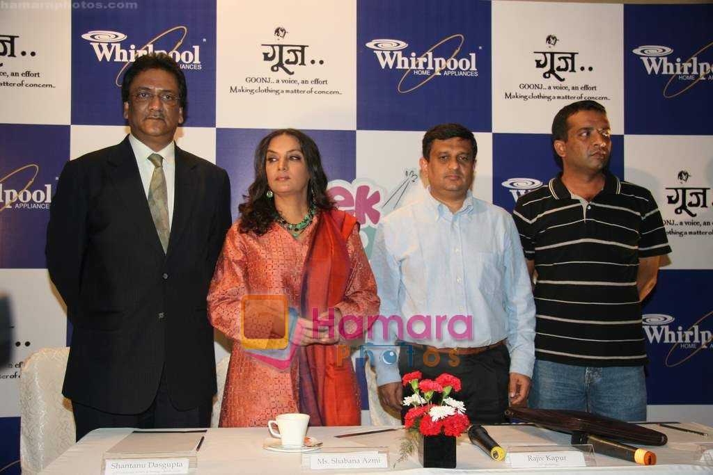 Shabana Azmi at Ek Jodi Kapda press meet in Novotel on 3rd Oct 2010 