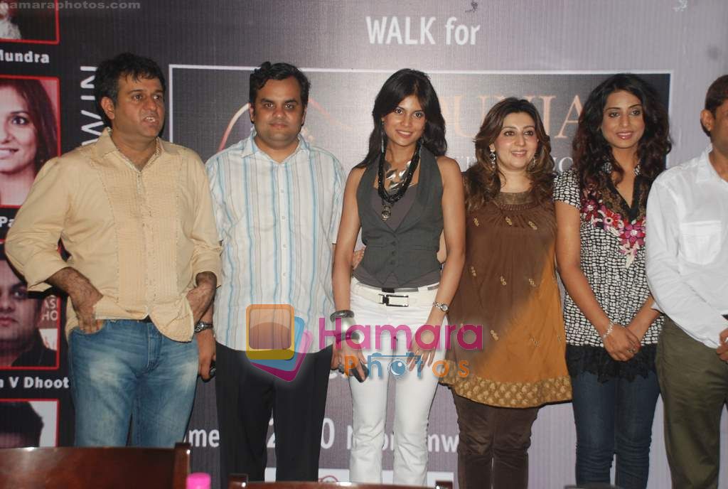 Mahie Gill at Punjab Fashion Week auditions in Andheri on 4th Oct 2010 
