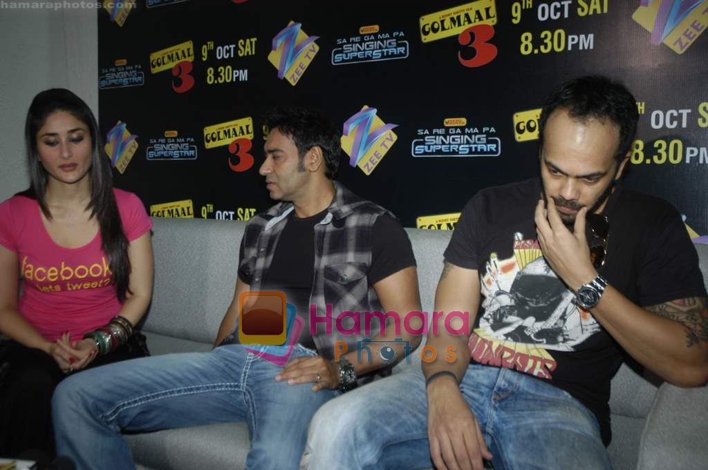 Ajay Devgan, Kareena Kapoor, Rohit Shetty promote Golmaal 3 on the sets of ZEE's Saregama in Malad on 5th Oct 2010 
