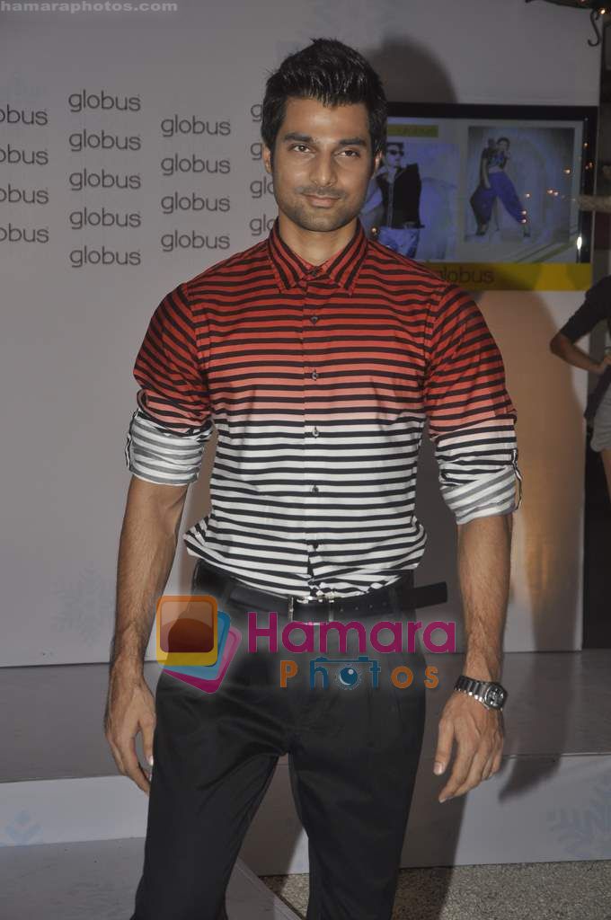 Hanif Hialal at Globus new collection launch in Olive on 5th Oct 2010 