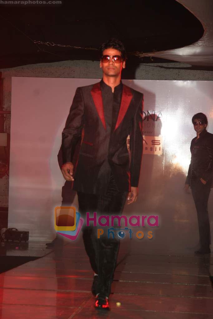 at ladies wear launch by Riyaz Ganji Show in Vie Lounge on 6th Oct 2010 