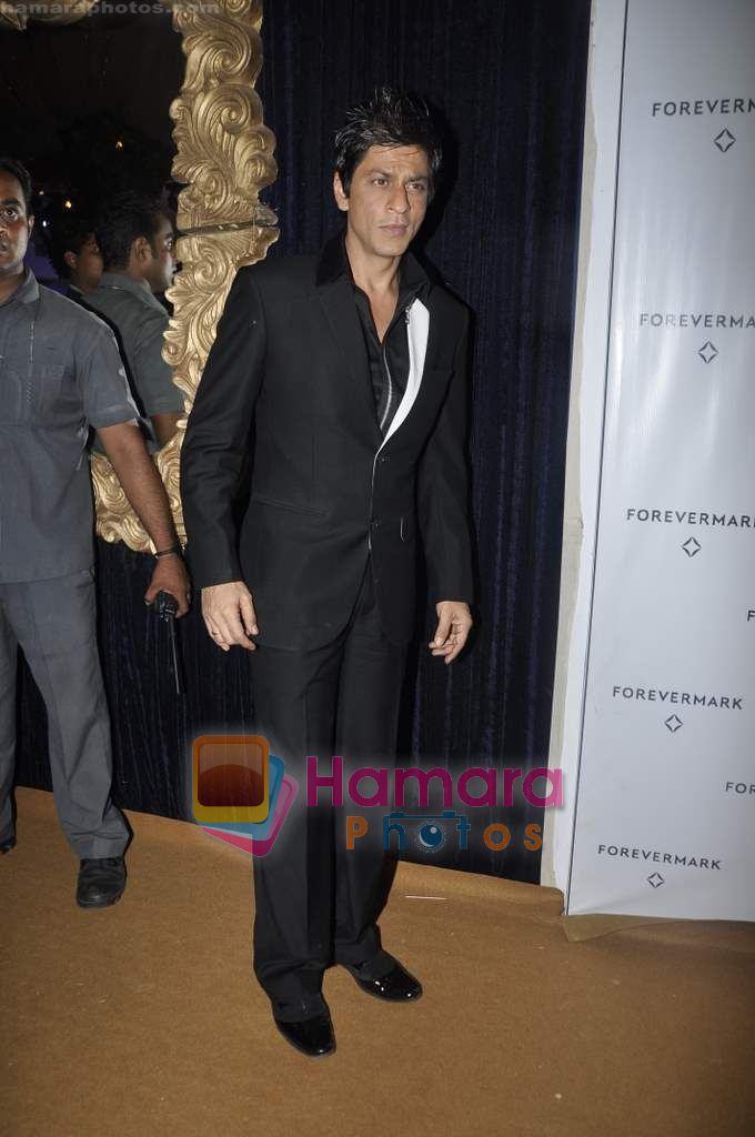 Shahrukh Khan on Day 2 of HDIL-1 on 7th Oct 2010 