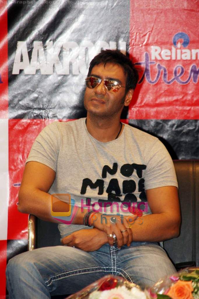 Ajay Devgan at Aakrosh music launch in Relaince Trends, Bandra on 7th Oct 2010 