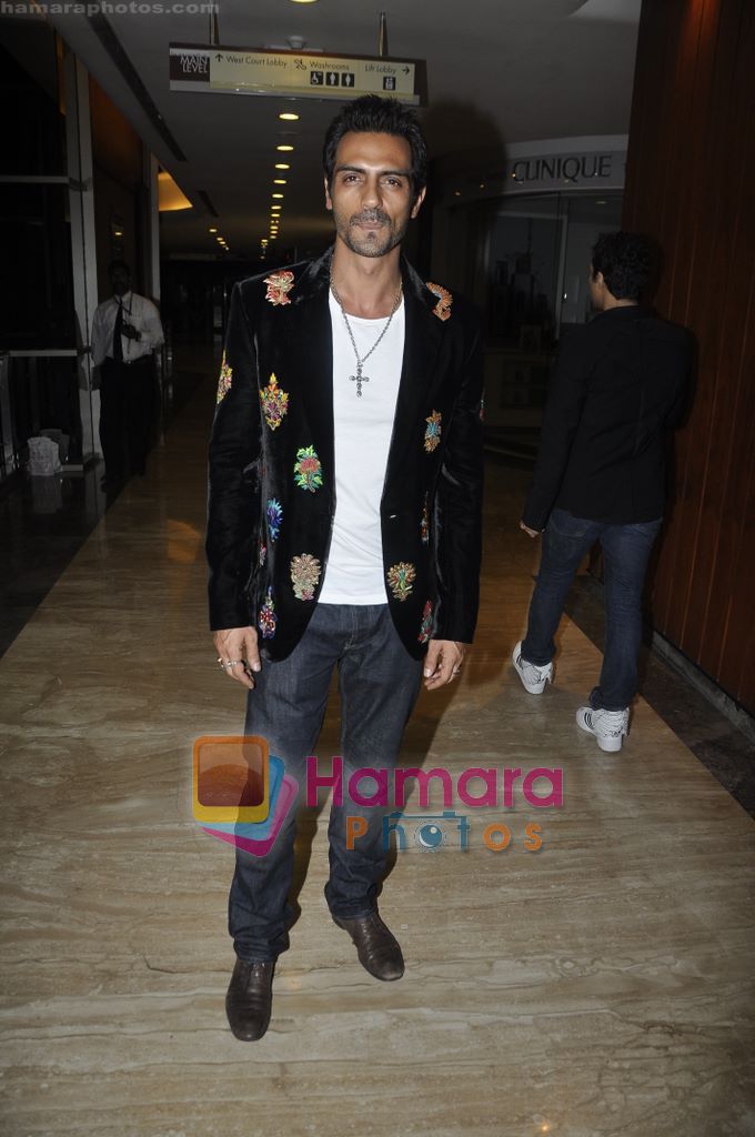 Arjun Rampal at Rohit Bal show After party in Veda, Mumbai on 8th Oct 2010 
