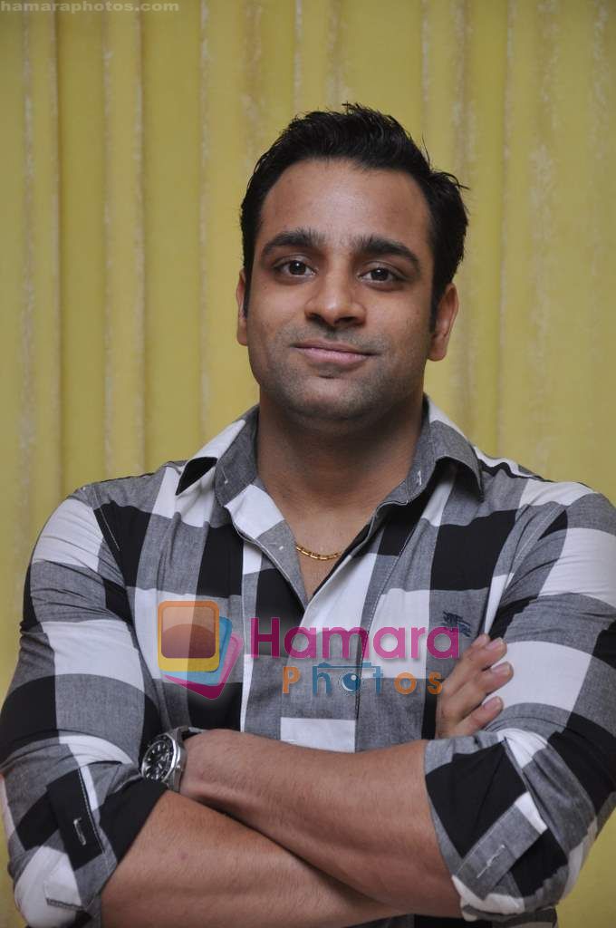 Abhishek Awasthi at Gulabchand's Rajasthan collection launch in Banana Leaf on 12th Oct 2010 