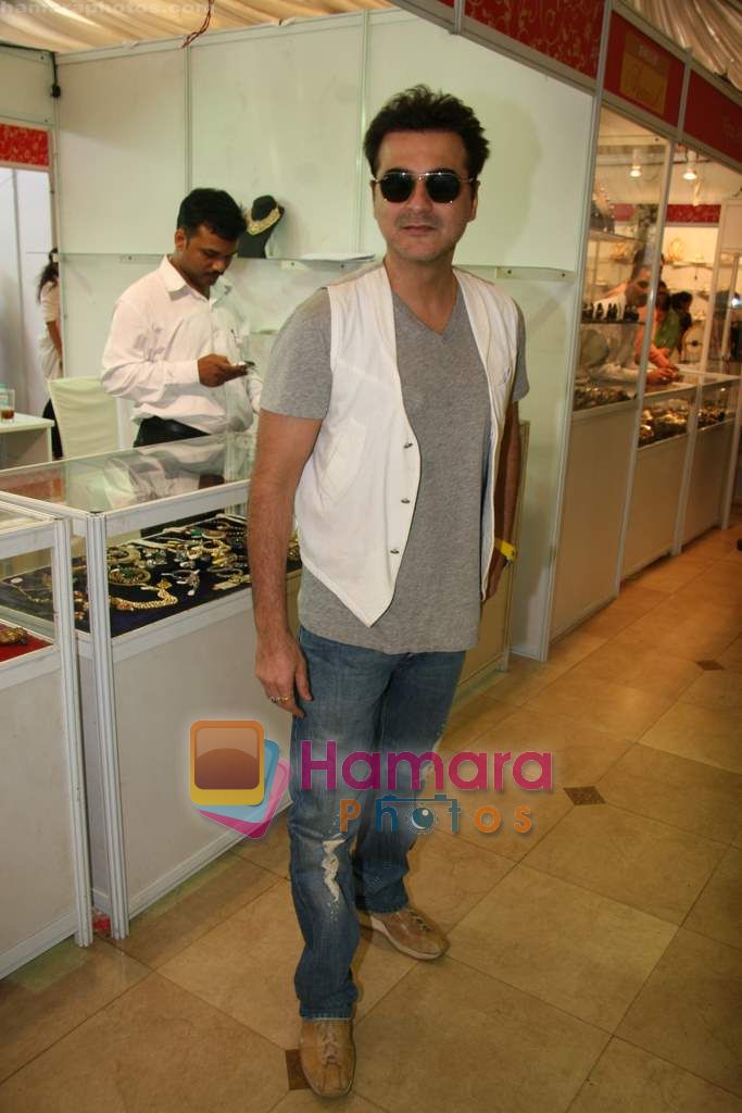 Sanjay Kapoor at Araish jewellery exhibition in Blue Sea on 12th Oct 2010 