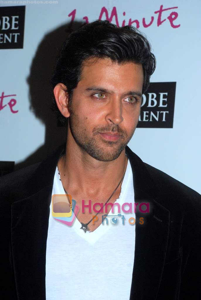 Hrithik Roshan at Namrata Gujral's 1 A Minute film on breast cancer premiere in PVR on 27th Oct 2010 