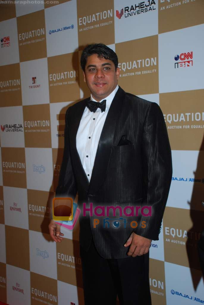 Cyrus Broacha at  Rahul Bose sports auction in Trident on 29th Oct 2010 