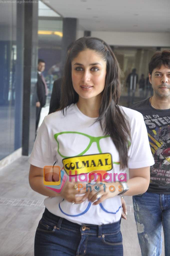 Kareena Kapoor at a fitness book launch in Novotel on 30th Oct 2010 