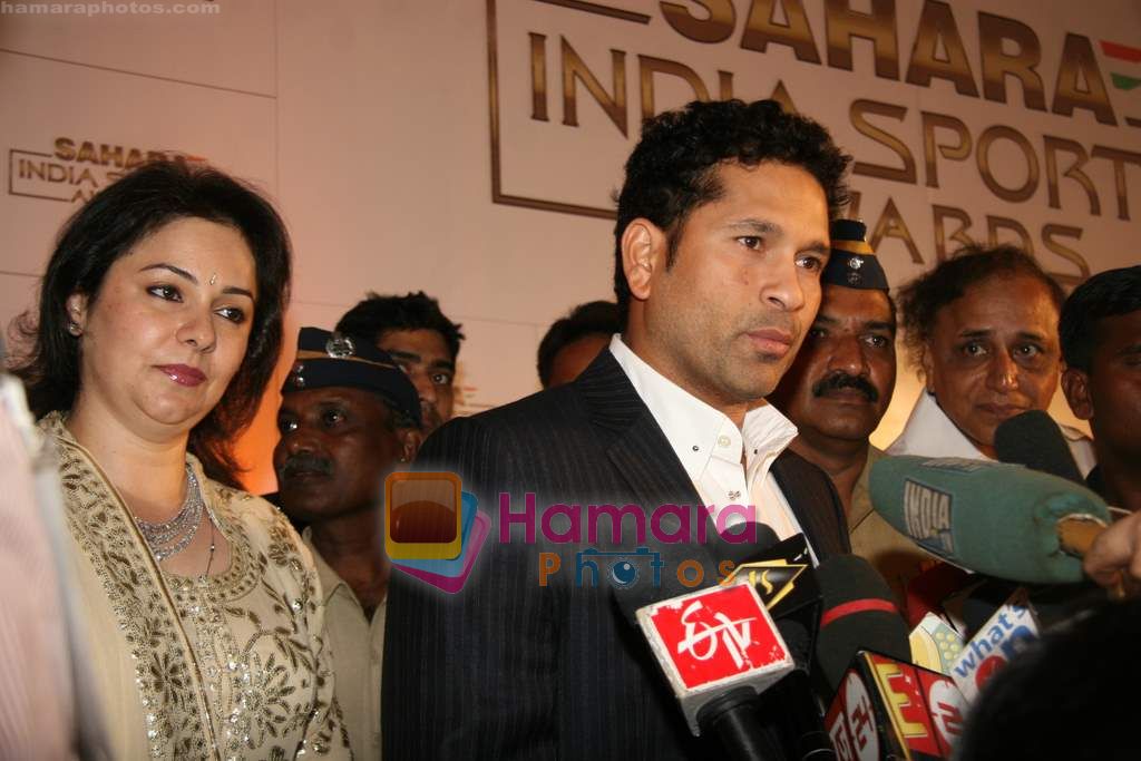 Sachin tendulkar at Sahara Sports Awards in MMRDA on 30th Oct 2010 