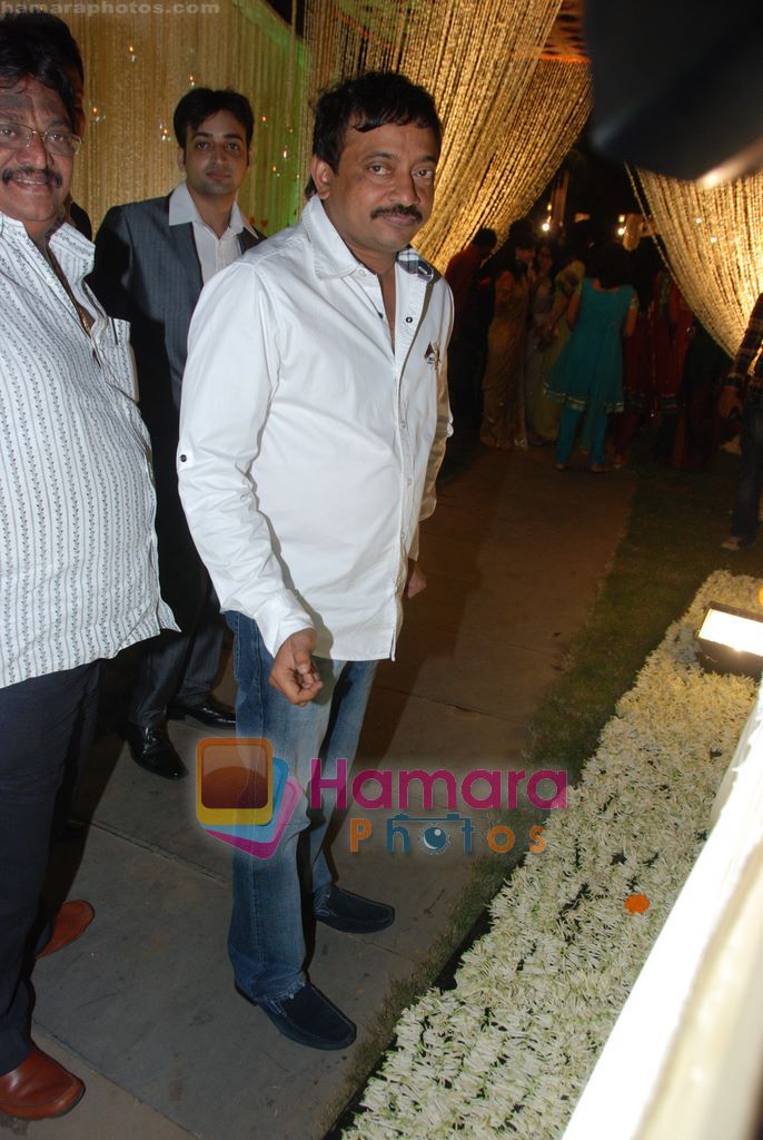 Ram Gopal Varma at Vivek and Priyanka Oberoi's wedding reception in ITC Grand Maratha, Mumbai on 31st Oct 2010 
