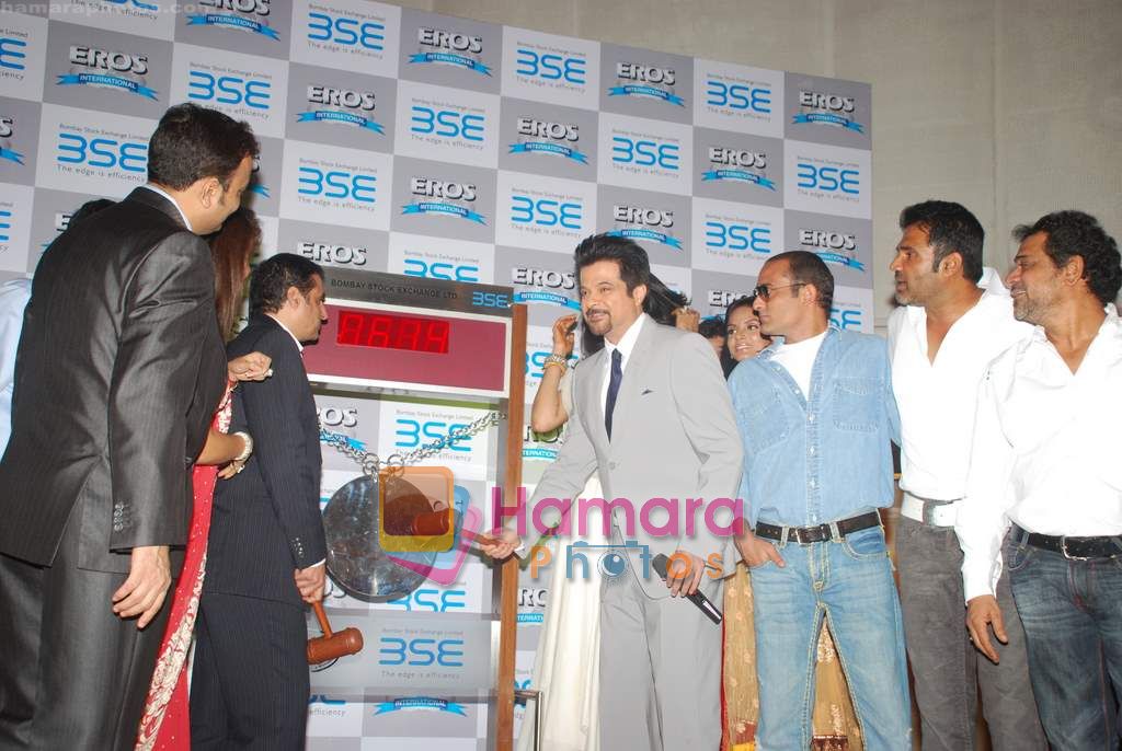 Anil Kapoor, Akshay Khanna at No Problem film mahurat in BSE on 6th Nov 2010 