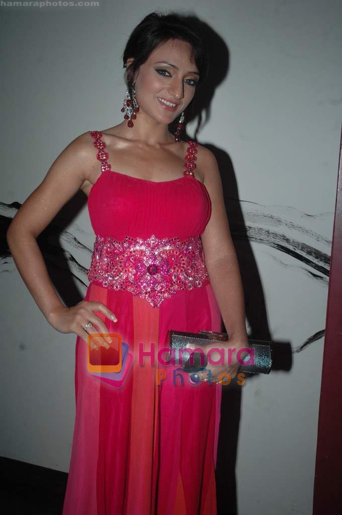 Arshie at Rohit Verma's bday bash in Twist on 7th Nov 2010 