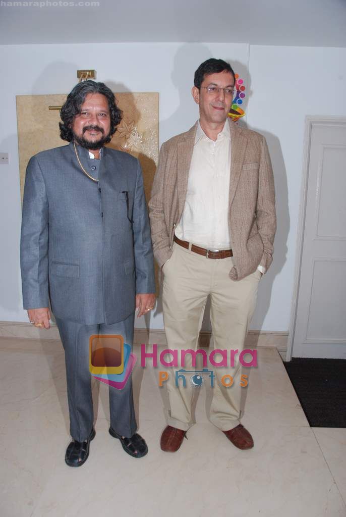 Amol Gupte, Rajat Kapoor at Phas Gaye Obama music launch in J W Marriott on 8th Nov 2010 