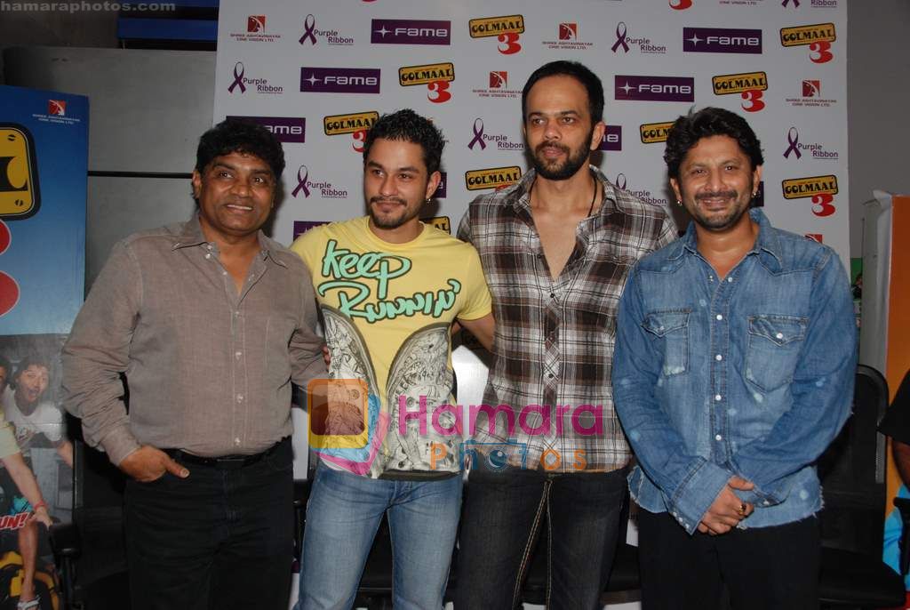 Rohit Shetty, Johny Lever, Kunal Khemu, Arshad Warsi with Golmaal 3 team celebrates with kids in Fame on 14th Nov 2010 