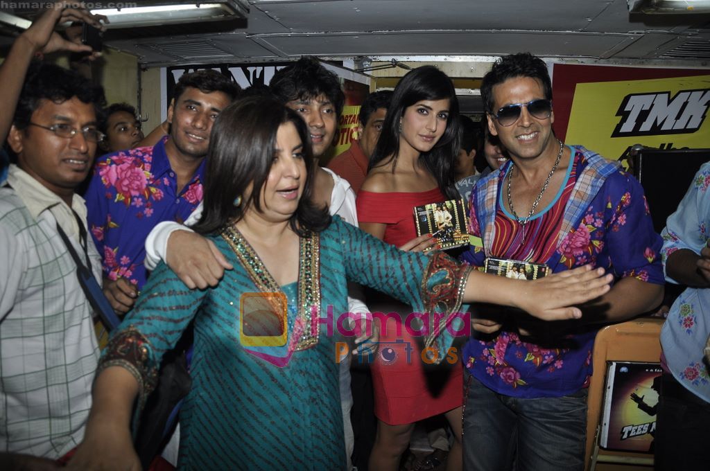 Akshay Kumar, Katrina Kaif, Farah Khan at Tees Maar Khan music launch in Lonavla, MUmbai on 14th Nov 2010 