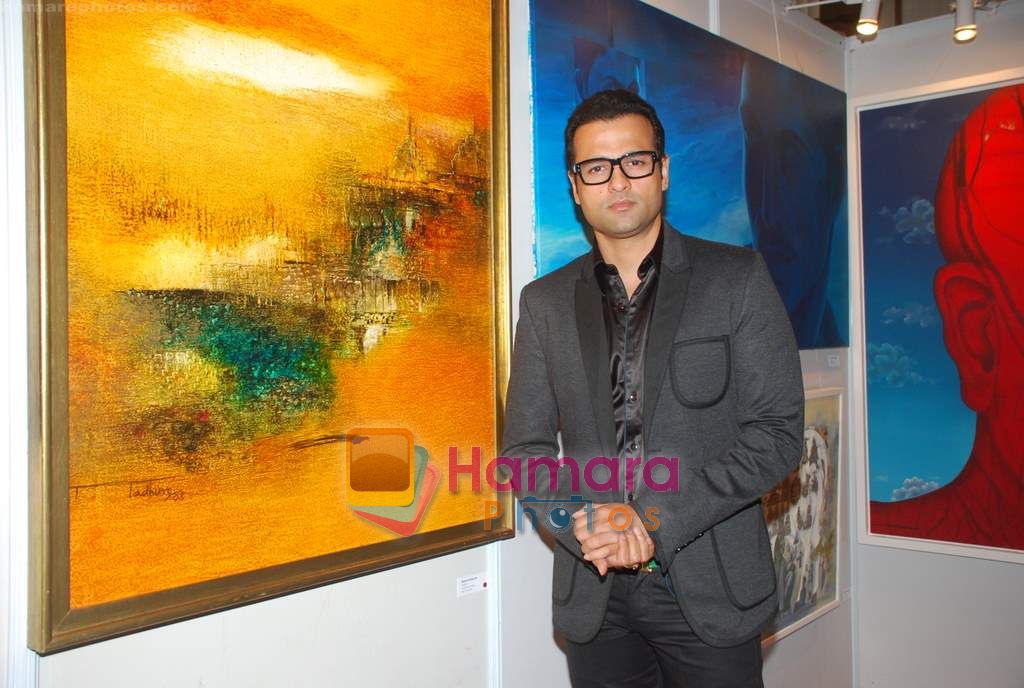 Rohit Roy at Prerna Joshi's art event in Trident on 20th nov 2010 