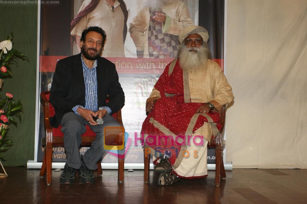 Shekhar Kapur at the launch of DVD Series Conversation in Mumbai on 22nd Nov 2010 