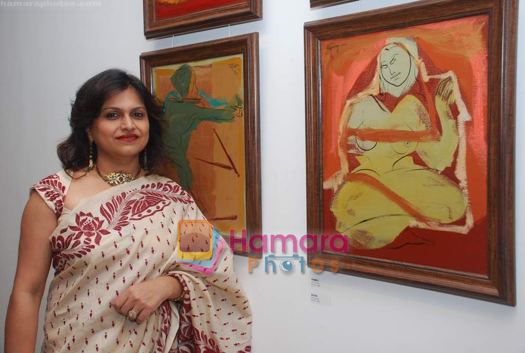 ananya banerjee at Jatin Das art showcase in Jehangir on 30th Nov 2010
