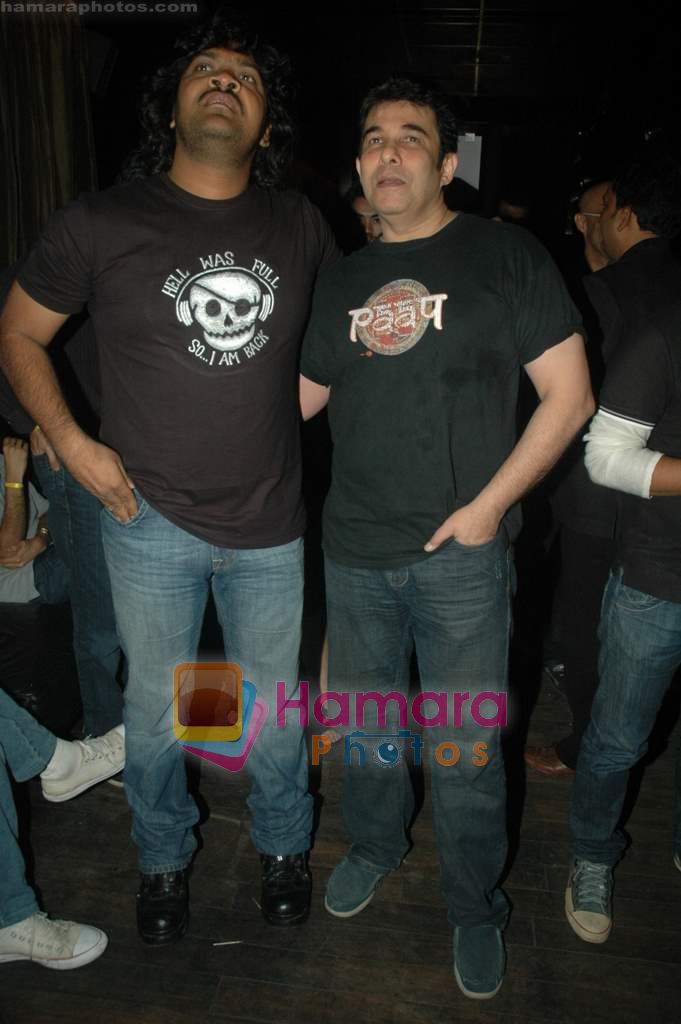 Deepak Tijori at Horror film Kallol bash in Club Escape on 30th Nov 2010 