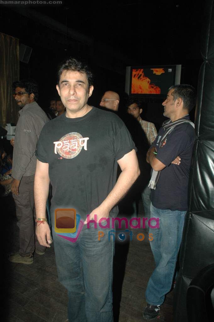 Deepak Tijori at Horror film Kallol bash in Club Escape on 30th Nov 2010 