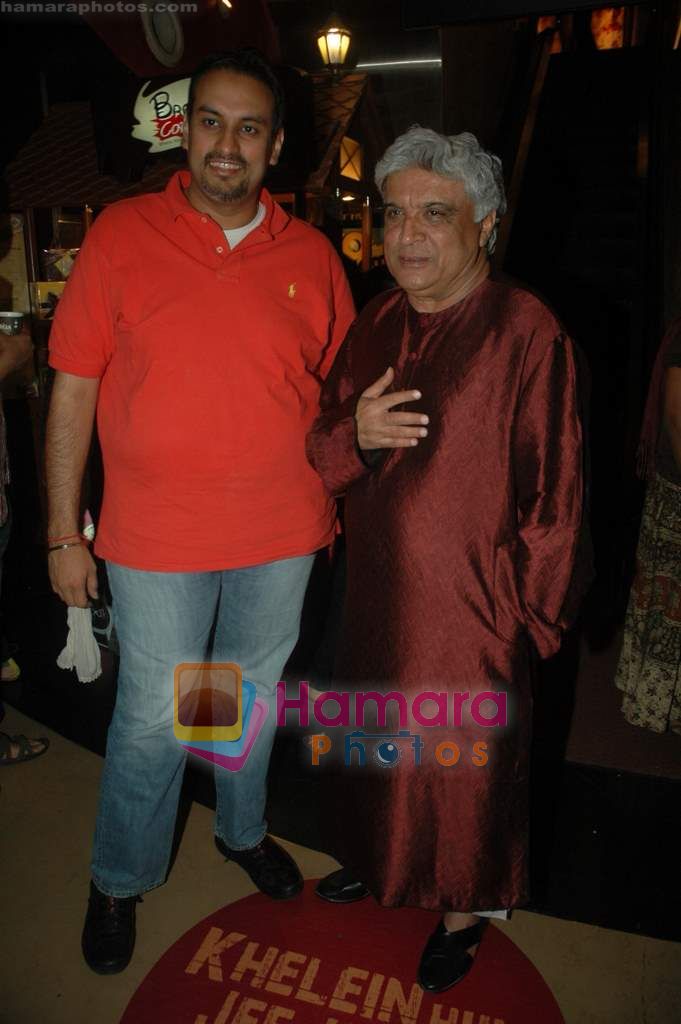 Javed Akhtar at Narnia screening in PVR on 4th Dec 2010 