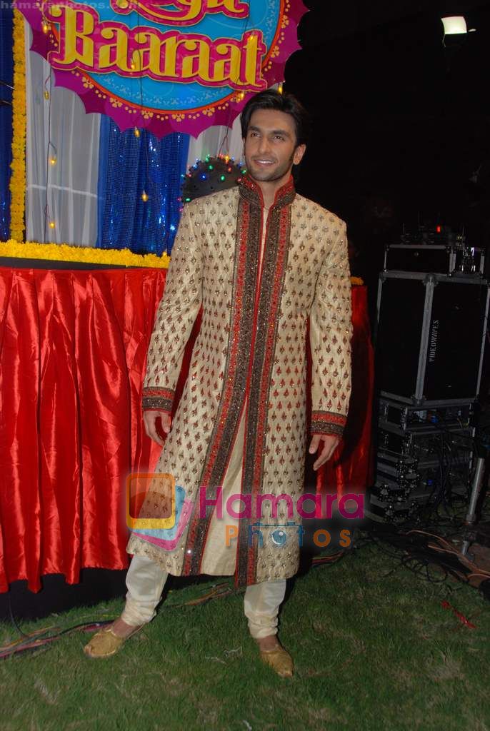 Ranveer Singh at the Wedding to promote Band Baaja aur Baarat in Taj Land's End on 4th Dec 2010 