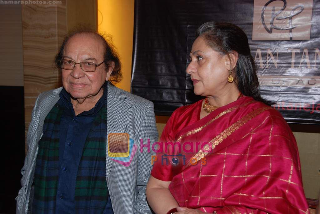 Jaya Bachchan at Roshan Taneja's academy convocation ceremony in The Club on 22nd Dec 2010 