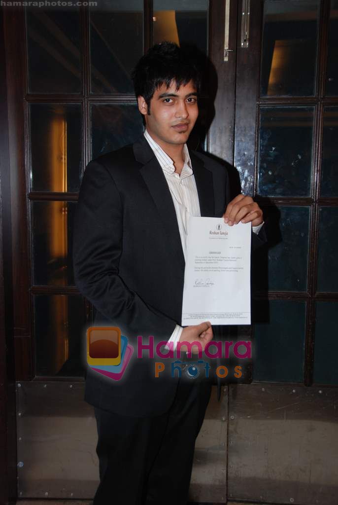 Sakshi Khanna at Roshan Taneja's academy convocation ceremony in The Club on 22nd Dec 2010 