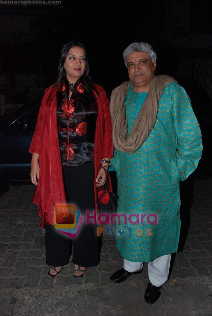 Shabana Azmi, Javed Akhtar at Anil Kapoor's bday bash in Juhu on 23rd Dec 2010 