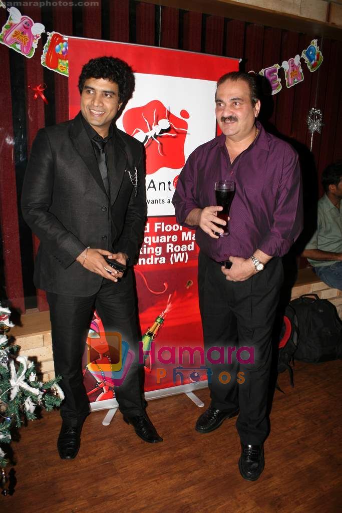 at Red Ant cafe bash in Bandra, Mumbai on 28th Dec 2010 