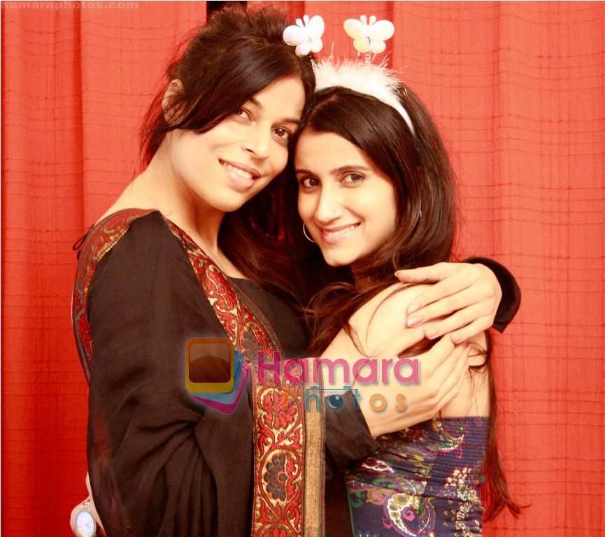 at Smilie Suri's Christmas Party in Shaheer Sheikh�s Place on 30th Dec 2010~0