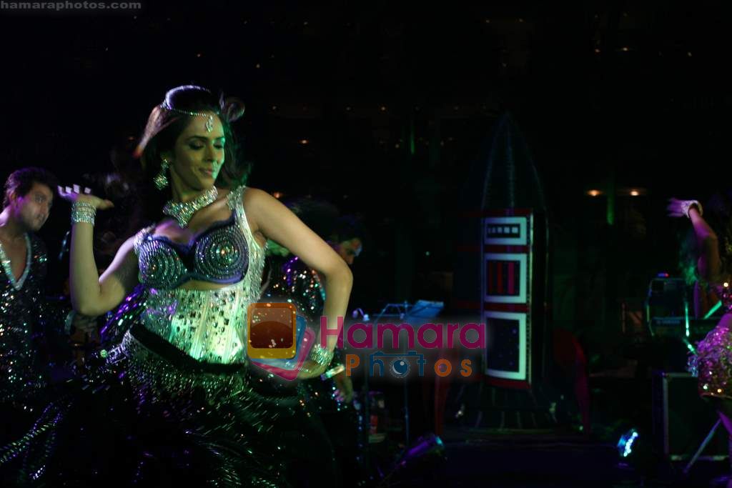 Mallika Sherawat perform at Sahara Star's Seduction 2011 on 31st Dec 2010 