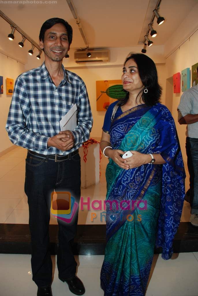at Bi-Scope exhibition by Maushmi Ganguly and Arpan Sidhu in Hirjee Gallery on 5th Jan 2011 
